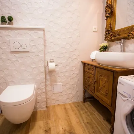 Ana Apartament